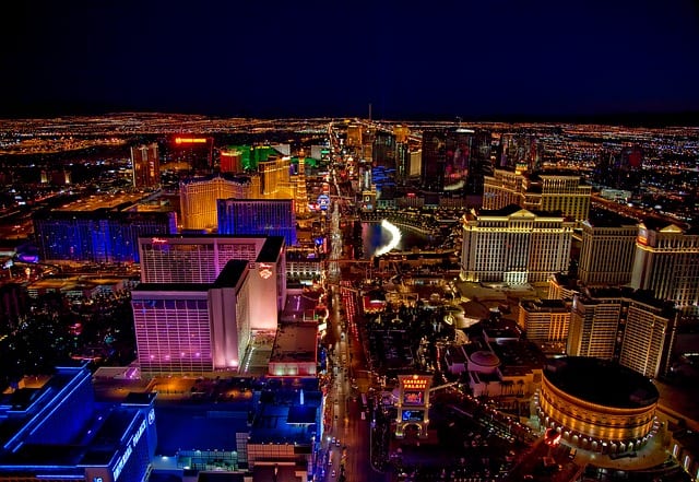 Las Vegas: oggi la città riapre ma è diversa dal passato