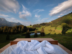Svizzera: esiste un hotel senza muri, finestre e porte