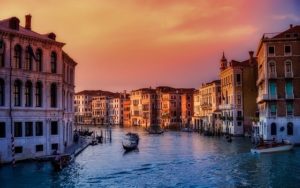 Venezia: hotel e ristoranti sono pronti a riaprire ai turisti