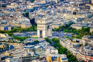 Champs-Élysées: Parigi potrebbe avere una spiaggia urbana