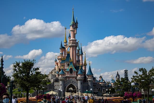Parigi: Disneyland riapre con una novità dedicata al mondo di Marvel