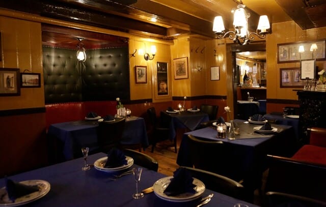 Cafe Petersborg: uno dei ristoranti più antichi di Copenaghen